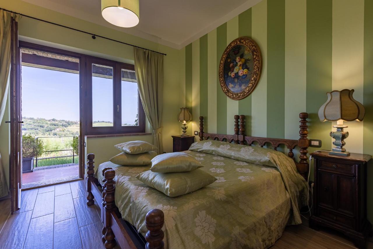 B&B Fonteroncone Di Kryvuta Oksana มอนติปุลเชียโน ภายนอก รูปภาพ